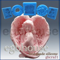 Mother Angel holds her Baby Tight - 3D food grade